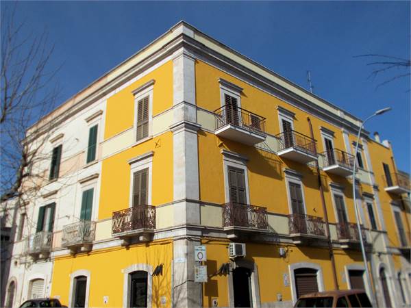 Grande appartamento in palazzo d'epoca